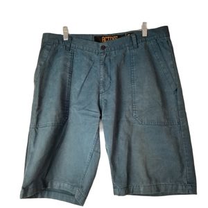 Active Men's Blue Flat Front Shorts Sz.34